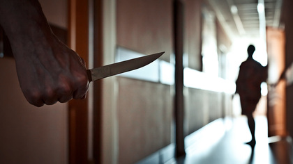 Соцсети: мужчина с ножом угрожал детям перед школой в Ленинске-Кузнецком