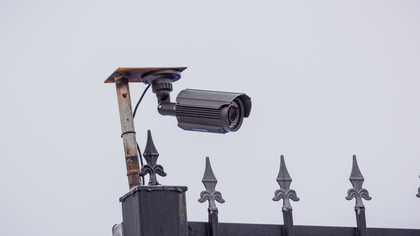 Депутат Госдумы предложил запретить мобильные дорожные камеры в России