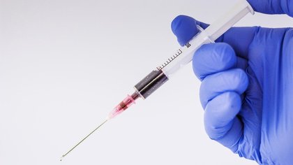 Кузбассовец рассказал о побочных эффектах после испытания вакцины от COVID-19