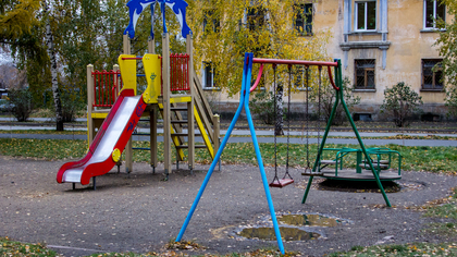  Екатеринбурженка избила чужих детей на детской площадке 