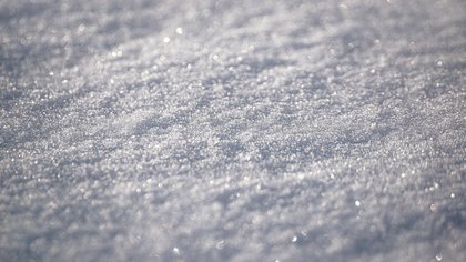Сход снежной лавины на туристов в Бурятии попал на видео