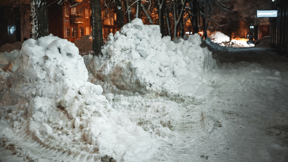 Ледяные глыбы загородили дорогу в Кузбассе