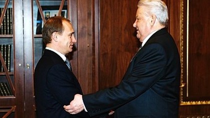 "Идея сценария выборов": политтехнолог сообщил о деталях отставки Ельцина
