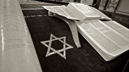 Хулиганы напали на немецкую синагогу на фоне конфликта арабов и евреев