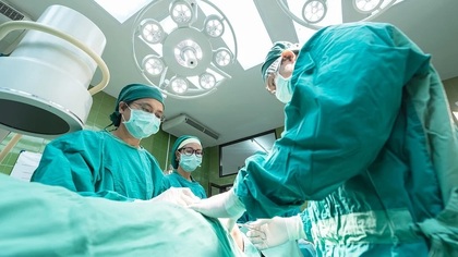 Бари Алибасов перенес хирургическое вмешательство на позвоночнике