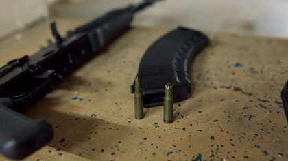 Женщина погибла в результате стрельбы на предприятии в Рязани