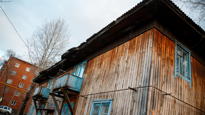 Обветшалый дом с отделением почты восхитил кузбассовцев