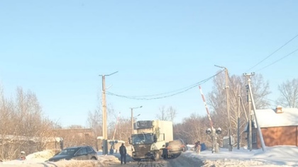 ДТП с грузовиком парализовало движение на дороге в кузбасском городе
