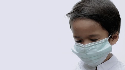 Сердце ребенка остановилось после вакцинации от COVID-19 в Бразилии