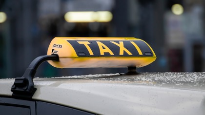 СМИ: три пассажира зверски убили таксиста-иностранца в Санкт-Петербурге