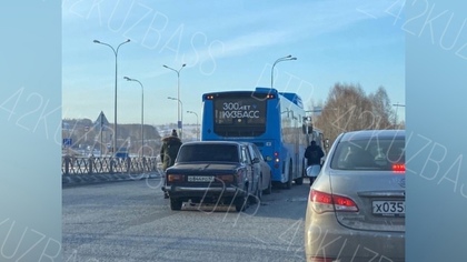 Тройное ДТП с участием автобуса произошло в Новокузнецке
