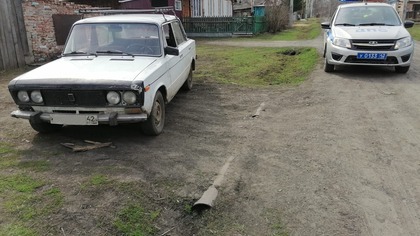 Водитель без прав сбил школьницу в Кузбассе