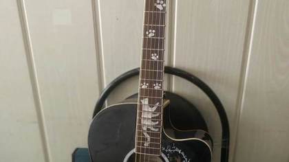 Уголовница в Кузбассе украла гитару у подростка
