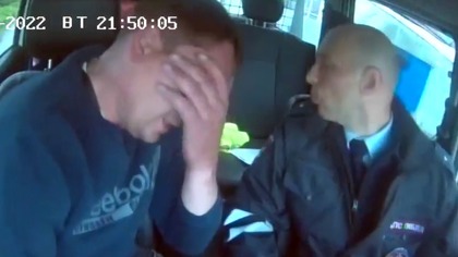 Пьяный водитель в Кузбассе расплакался в машине полиции