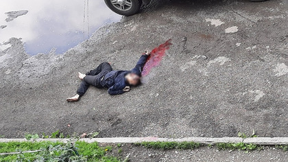 Лужа крови на асфальте: мужчина разбился насмерть в Кемерове