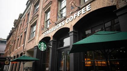Тимати объявил о покупке активов Starbucks в России