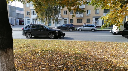 ДТП с участием маршрутки и внедорожника произошло в центре Кемерова