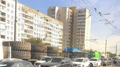 Пробки парализовали шоссе в Новокузнецке 