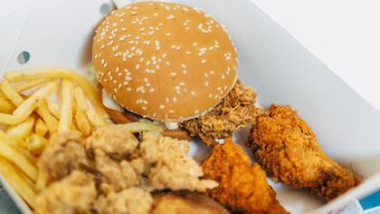 Бывший KFC начал регистрацию нового бренда и логотипа
