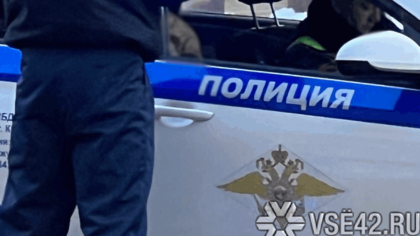 Кемеровчанин заснул в машине ДПС после аварии