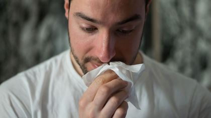 Роспотребнадзор ввел ограничения на Сахалине из-за роста заболеваемости гриппом и ОРВИ