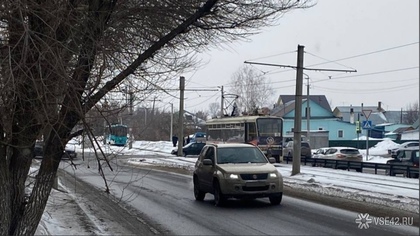 Пробка из трамваев образовалась в Кемерове