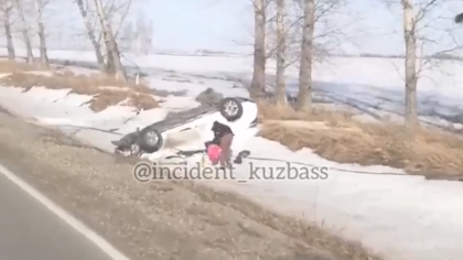 Спящий автомобилист спровоцировал двойное ДТП около Новокузнецка