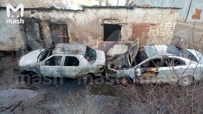Подростки из Оренбурга сожгли машины замдиректора школы