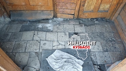 Жители кузбасского города предложили переселить администрацию в гниющий дом