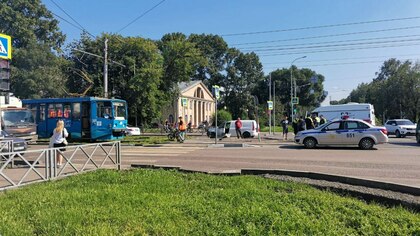 ДТП с мотоциклом остановило движение трамваев в Новокузнецке