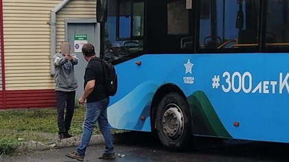 Водитель и пассажир рассказали свои версии стрельбы у автобуса в Новокузнецке 