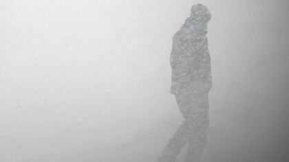 Синоптики предупредили жителей Кузбасса о сильном ветре и снеге 