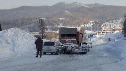 ДТП с грузовиком произошло в Шерегеше