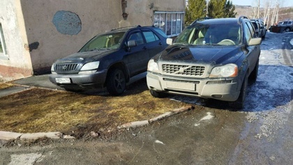 Рейды по борьбе с незаконными парковками стартовали в Кемерове