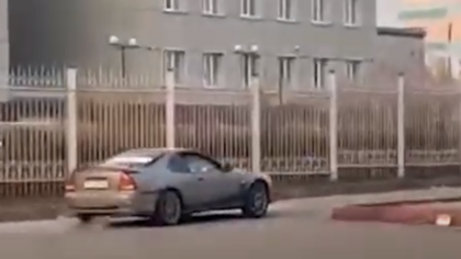 Парни из Прокопьевска лишились машины за лихие гонки в парке