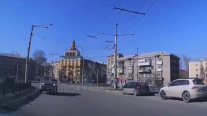 Автомобилист проехал "против шерсти" по кольцу в Новокузнецке