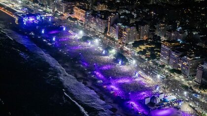 Около 1,6 млн человек пришли на бесплатный концерт Мадонны в Бразилии