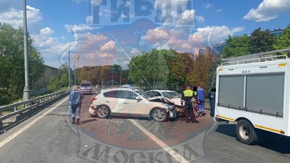 Смертельное ДТП с участием такси произошло в Москве