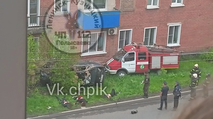 Отбросило на стену дома: стражи порядка раскрыли детали жуткого ДТП с погибшим в Ленинске-Кузнецком