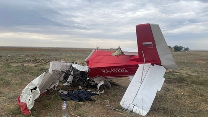 Пилот упавшего в Калмыкии легкомоторного самолета попал в больницу