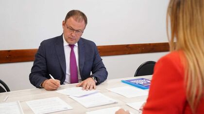 Середюк подал в Избирком документы на выдвижение на должность губернатора Кузбасса