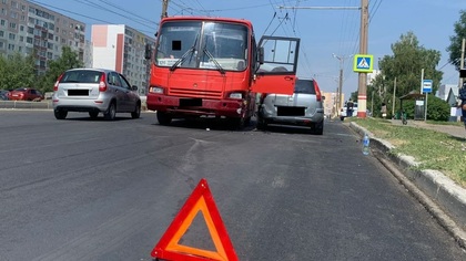 Пассажирский автобус сбил девочку на пешеходном переходе в Мордовии
