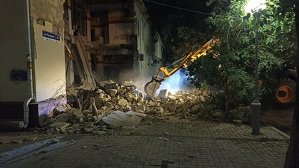 Двухэтажное здание обрушилось в Анапе