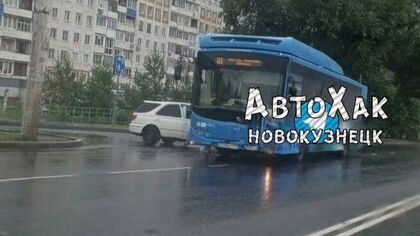 ДТП с участием автобуса произошло в Новокузнецке