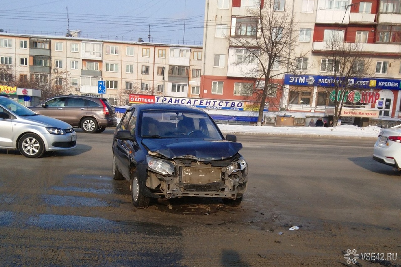 Кемерово происшествия за сутки. Происшествия Кемерово. Аварии в Кемерово за последние сутки. Авария в Кемерово сейчас.